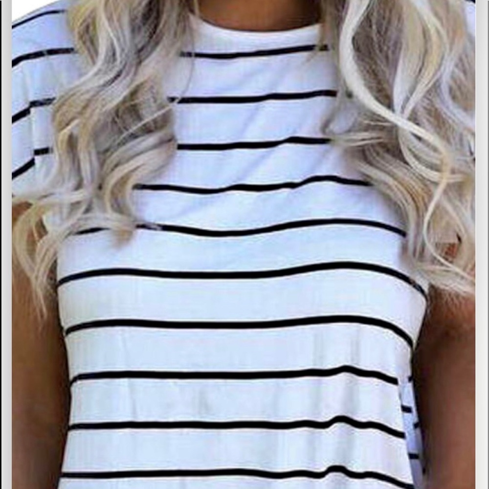 Same striped shirt this is the front